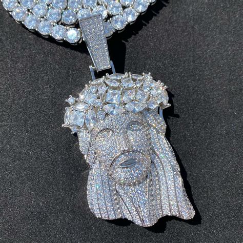 Jesus Piece Comprar En Feller Jewelry