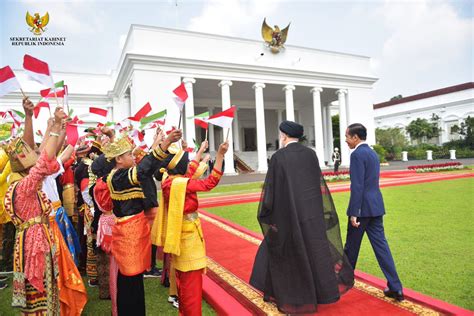 Sekretariat Kabinet On Twitter Presiden Raisi Beserta Rombongan Tiba