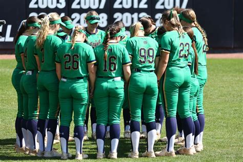 Irish Fall 4 3 In Series Finale At North Carolina Notre Dame Fighting