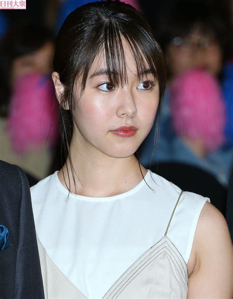 “東出不倫”唐田えりか、キス＆密着写真流出 「生々しい」とネット大荒れ 日刊大衆