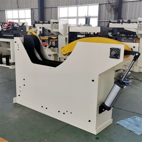 Decoiler Automatic Straightener In Leveling Machine Punch Machine