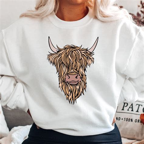 Highland Cow Sweatshirt Highland Cow Crewneck Cow Sweatshirt Cute Cow