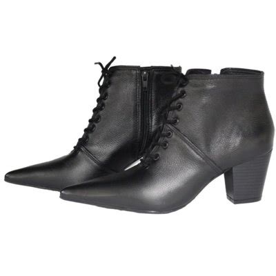 Bota Feminina Cadarço Bico Fino Cano Curto Couro Salto 6 cm Preto