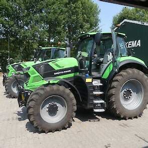 DEUTZ FAHR Video Testrit Deutz Fahr 6135C Met RVShift Transmissie