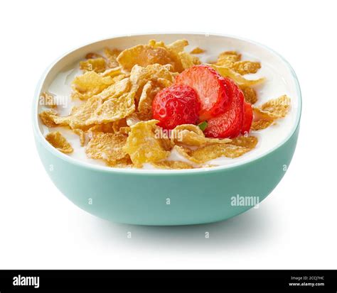 Cornflakes Strawberries Hi Res Stock Photography And Images Alamy