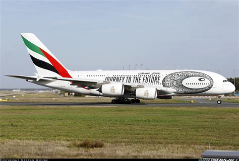 Airbus A380-861 - Emirates | Aviation Photo #7387807 | Airliners.net