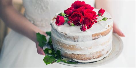 Naked cakes la última tendencia en pasteles de boda Molí Des Comte