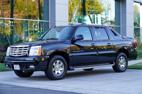 No Reserve 2004 Cadillac Escalade Ext For Sale On Bat Auctions Sold For 31 000 On August 28