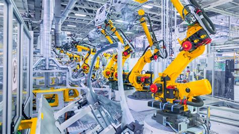 Industrial Robots: Applications and Implications in the Manufacturing Sector - Tech Quintal