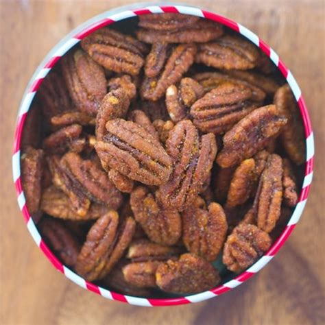 Easy Crock Pot Cinnamon Pecans - Get Healthy U