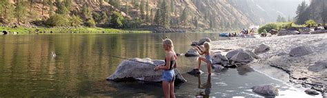 2 And 3 Day Trips On The Salmon River Idaho Rafting Company Salmon Raft