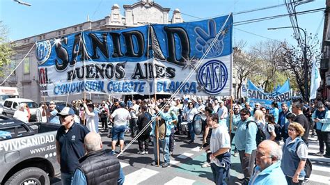 Los Trabajadores De La Sanidad Paran 24 Horas En Reclamo De Una