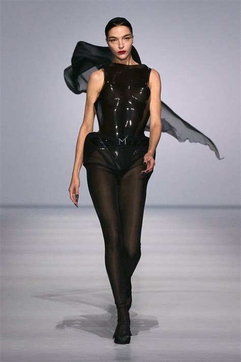 Mugler News, Collections, Fashion Shows, Fashion Week Reviews, and More ...