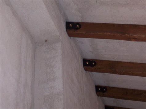 Travi In Legno Massello O Lamellari A Soffitto Corso Legnami Srl Travi Alcamo Trapani