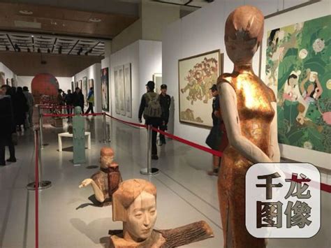 《女性与时代·百年中国女性艺术大展》首场展览在京开幕