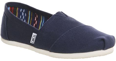 Toms Classic Slip Ons in Blue | Lyst