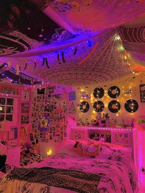 Trippy Room Aesthetic Trippy Room Ideas The Other Aesthetic