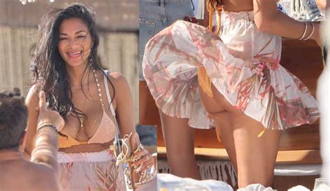 Celebs Upskirt On Twitter Nicole Scherzinger In Gorgeous Upskirt Ass