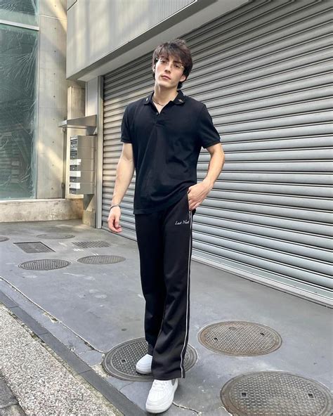 KOLE (@kole404_) • Instagram photos and videos