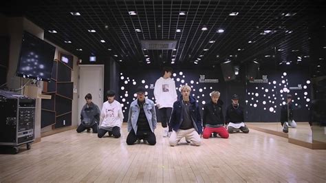 STRAYKIDS - HELLEVATOR DANCE PRACTICE - YouTube