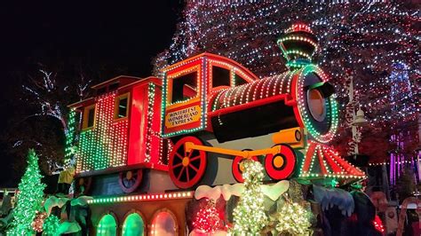 Carowinds Winterfest Wonderland Parade Full Parade Youtube