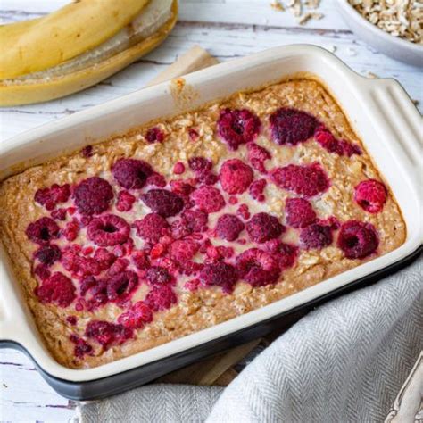 Baked Oats Mit Banane Und Himbeeren Rezept Lebensmittel Essen