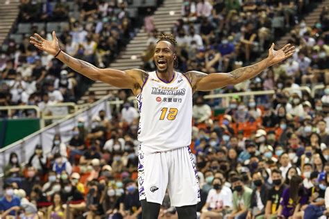 Dwight Howard Suffers First Loss In Taiwan After Back To Back Games