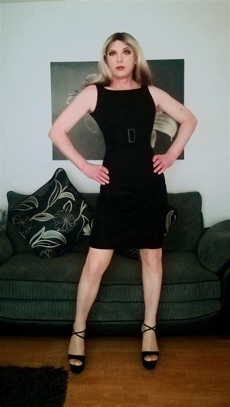 Steffie Ronson Uk Tgurl The New Black Dress Is Popular So Here