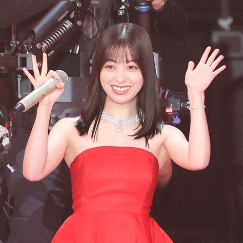 紅白でのドレス姿が絶賛の橋本環奈、しっとり着物姿が「優勝」「きれいだわ～」「釘付け」 スポーツ報知