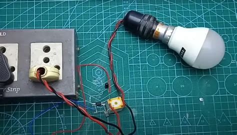 How Do Photodiode Arrays Work? - ElectronicsHacks