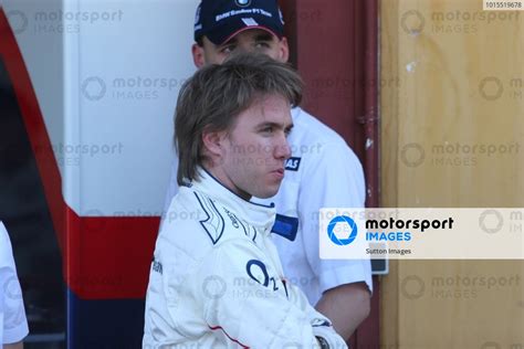 Nick Heidfeld Ger Bmw Sauber F Team Bmw Sauber Roll Out Valencia