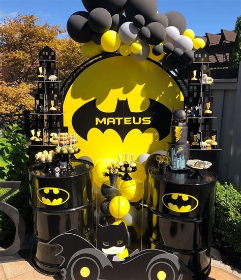 Kristina Kreates on Instagram: "Batman Birthday #kidsbirthday #batman #batmantheme #sweettable # ...