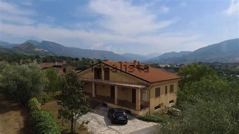 Villa In Vendita A Giffoni Sei Casali Valle Del Picentino Salerno