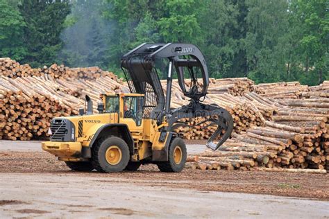 Volvo L180F HL Log Loader At Lumber Yard Editorial Image Image Of