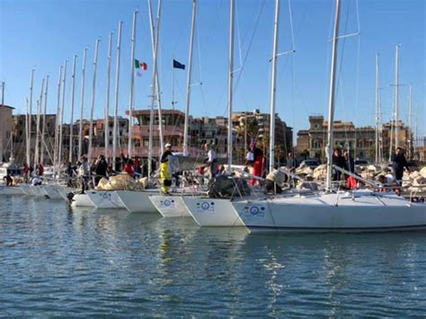 La Superba Della Marina Militare Stravince Il Trofeo Marina Di Nettuno