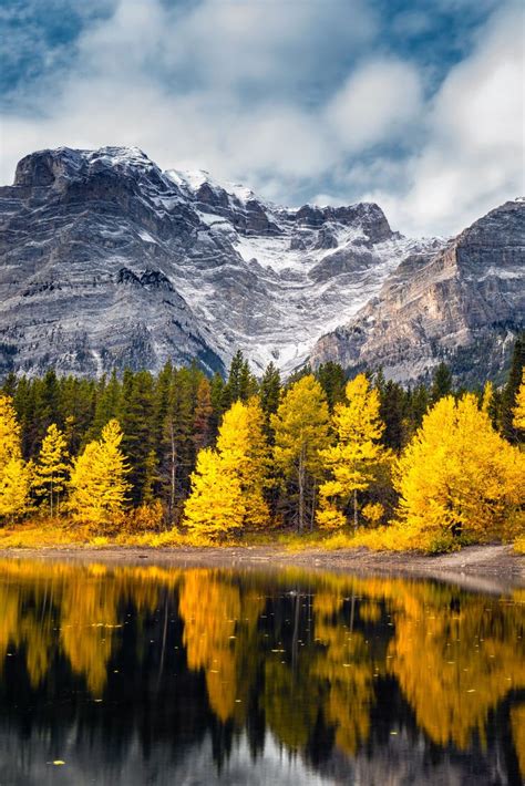 Top Spots Across Canada To Take In Breathtaking Fall Foliage Cbc Life