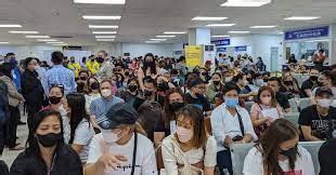 100 Distressed OFWs Mula Kuwait Nakauwi Na Sa Bansa Police Files Tonite