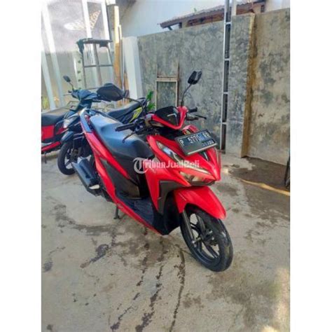 Motor Honda Vario Tahun Bekas Warna Merah Siap Pakai Mesin