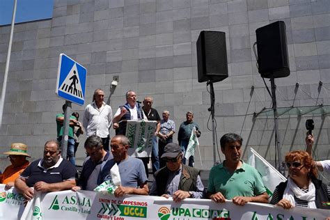 Manifestaci N Del Campo Para Exigir Ayudas Frente A La Sequ A