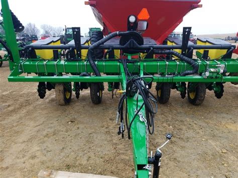 2018 John Deere 1755 Planters Drawn John Deere Machinefinder