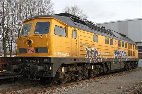 DB Bahnbau 233 493 bei der Feiertagsruhe in Augsburg Bären Flickr