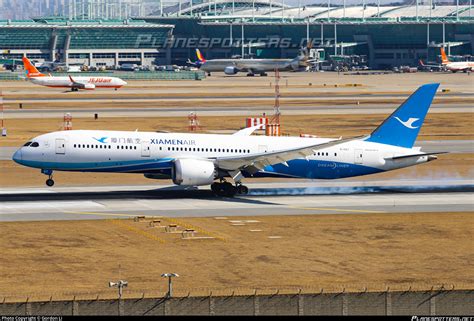 B Xiamen Airlines Boeing Dreamliner Photo By Gordon Li Id