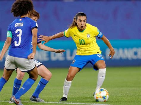 Record Breaking Marta Fires Brazil Into Womens World Cup Knockouts