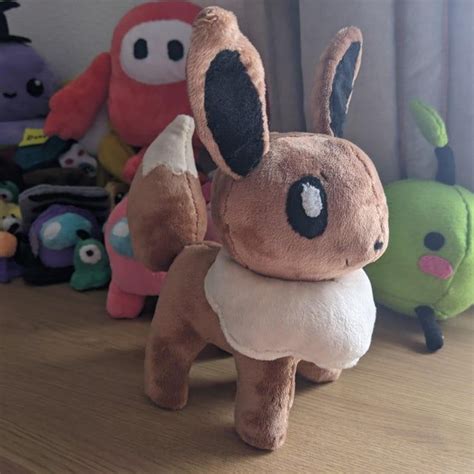 I Made An Eevee Plush With A Free Pattern Freepatterns Eevee Plush