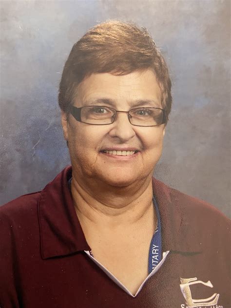 Discover Tradition and Compassion at Woodward Funeral Home in Louisa, KY 9