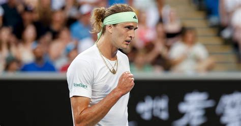 Zverev faz a melhor exibição da semana e está nas oitavas de final do ...