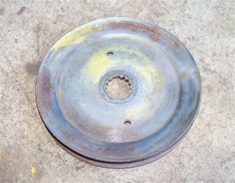 John Deere Mower Deck Pulley For Spindle Shaft M Ebay