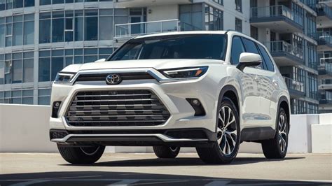 The 2024 Toyota Grand Highlander Hybrid Proves A Few Inches Makes All