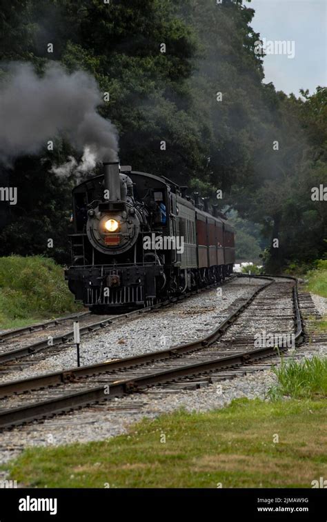 Black Steam Locomotive Pulling Train Hi Res Stock Photography And