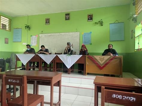 Rapat Dinas Guru Dan Pegawai Tentang Pelaksanaan Ujian Madrasah MTsN